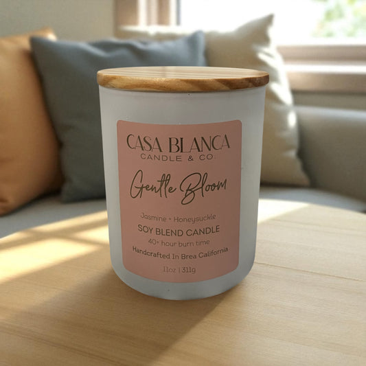 GENTLE BLOOM 11 OZ. CANDLE (Jasmine + Honeysuckle)